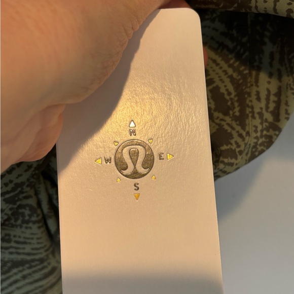 NWT Lululemon Athletica Green Patterned Kimono Robe - Picture 4 of 6